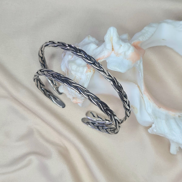 Links Cuff Bangle
