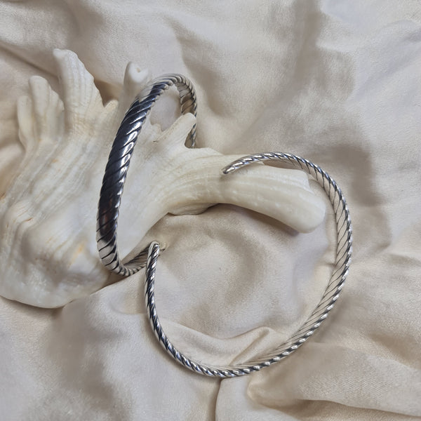 Breeze Cuff Bangle