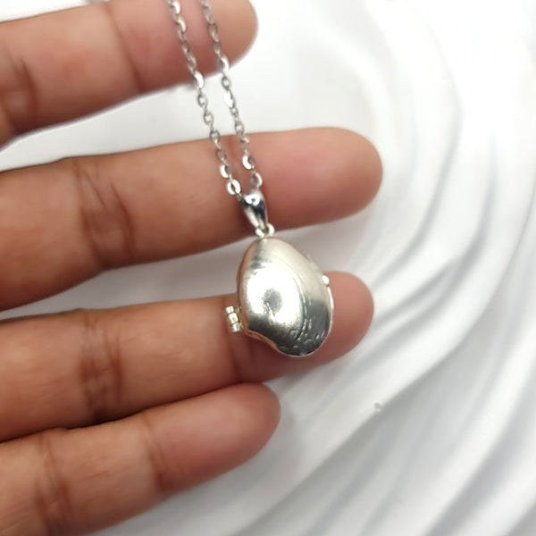 Mermaid Treasures Locket